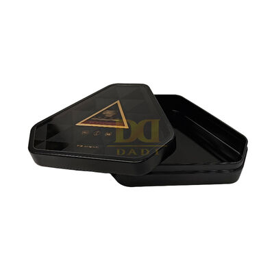 kupować Niestandardowe trójkątowe puszki Matte Glossy Finish Black Embossed Diamond-shaped 3D Surface Patterns Stackable Tinplate Tin Box online manufacture